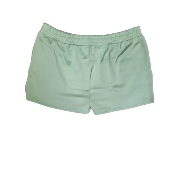 PrettyLittleThing Plus Sage Green Printed Pocket Sweat Shorts Size 20 - Picture 3 of 7